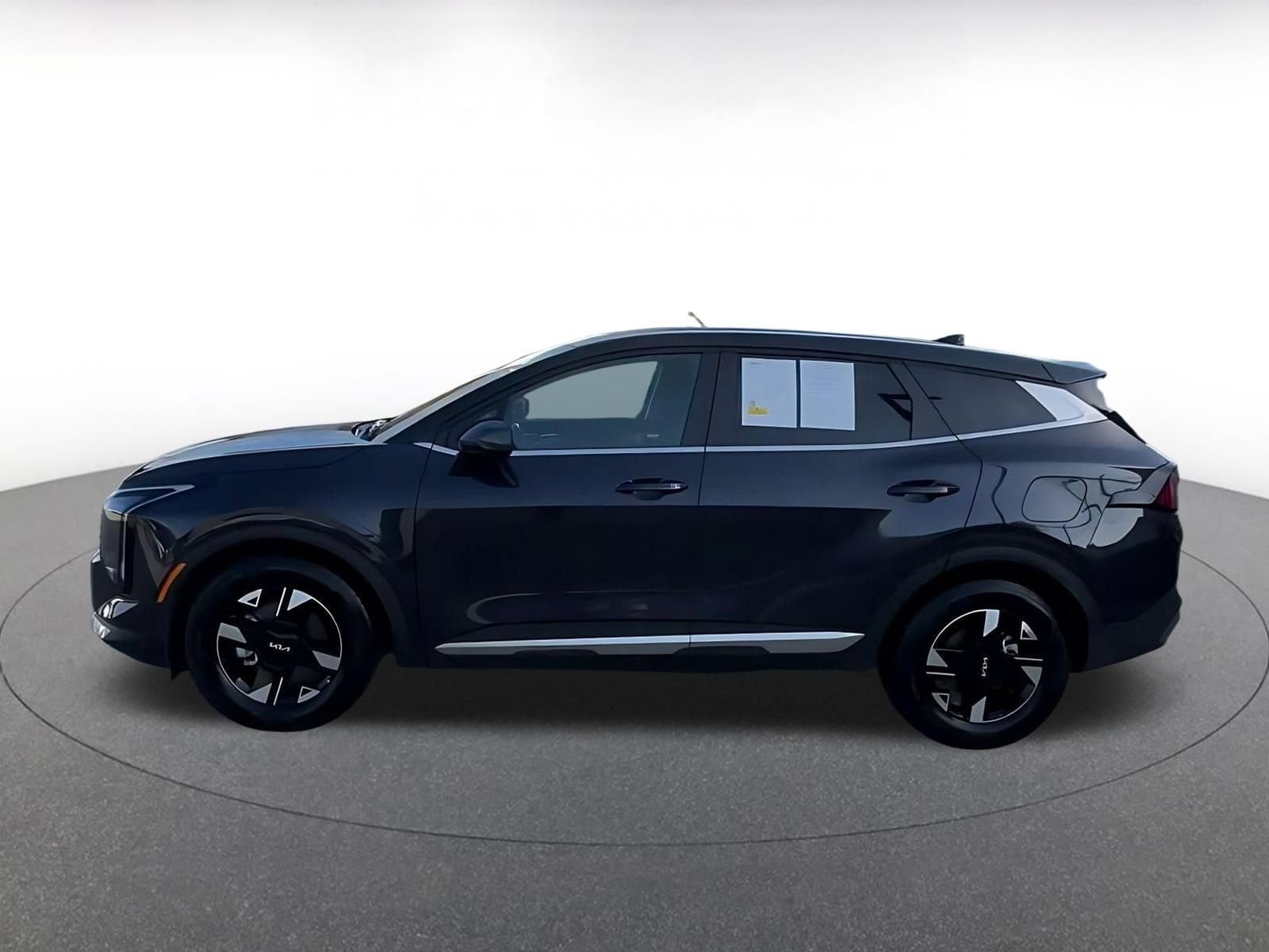 Thumbnail: 2026 Kia Sportage - 9