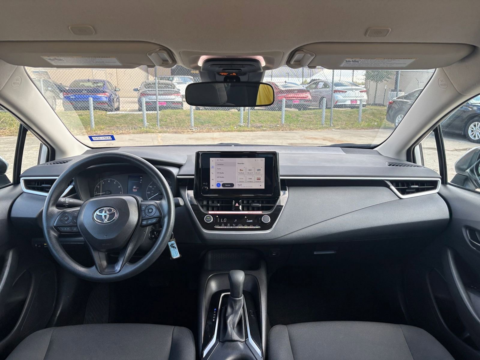 Thumbnail: 2025 Toyota Corolla - 31