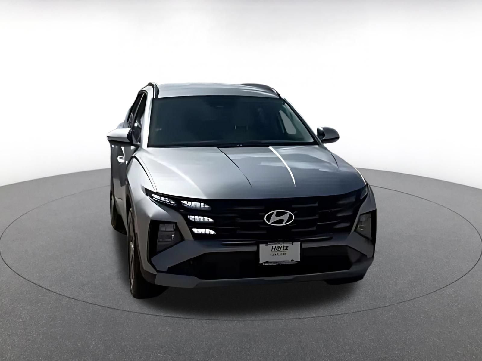 Thumbnail: 2026 Hyundai Tucson - 3