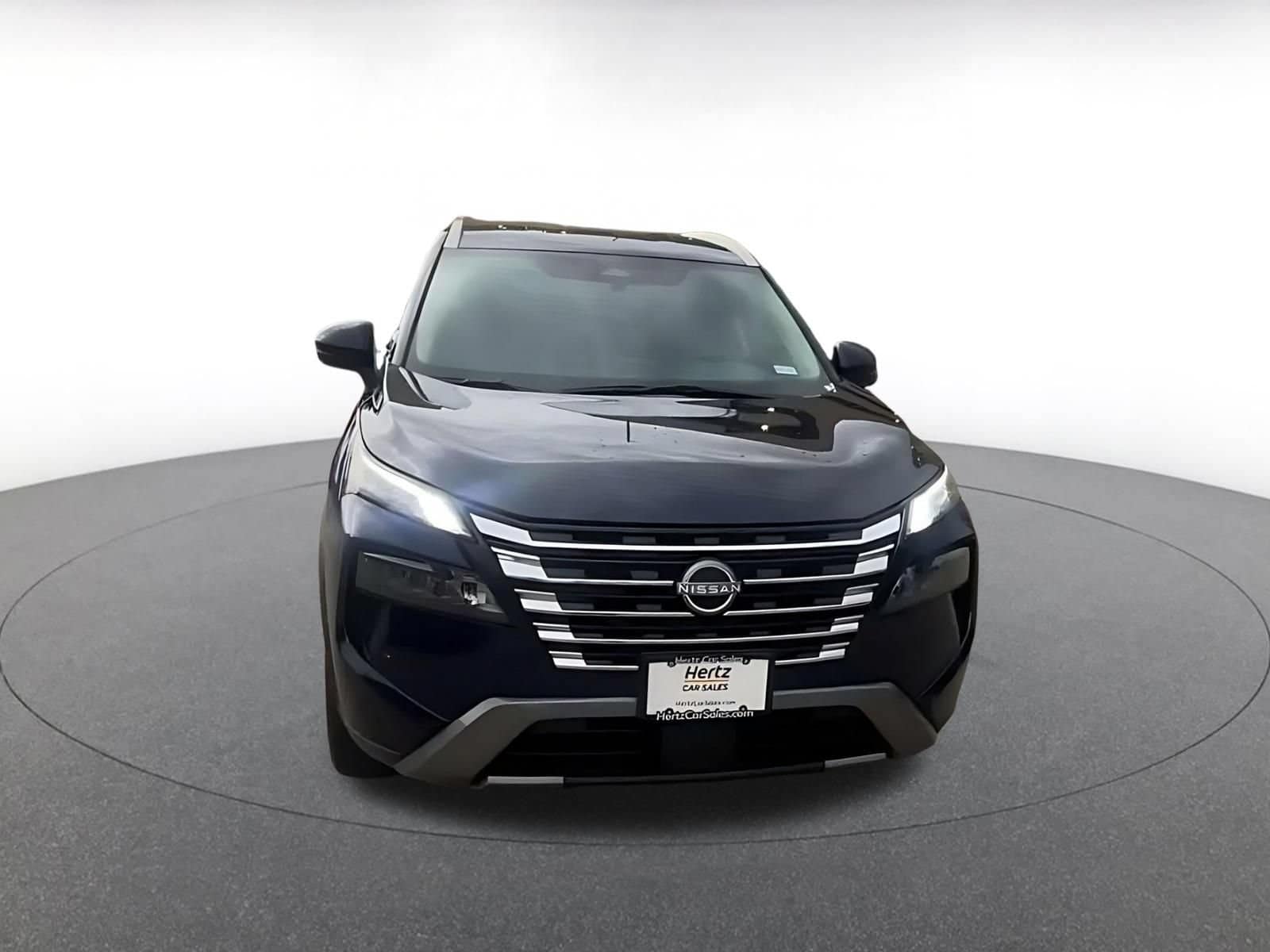 Thumbnail: 2026 Nissan Rogue - 3