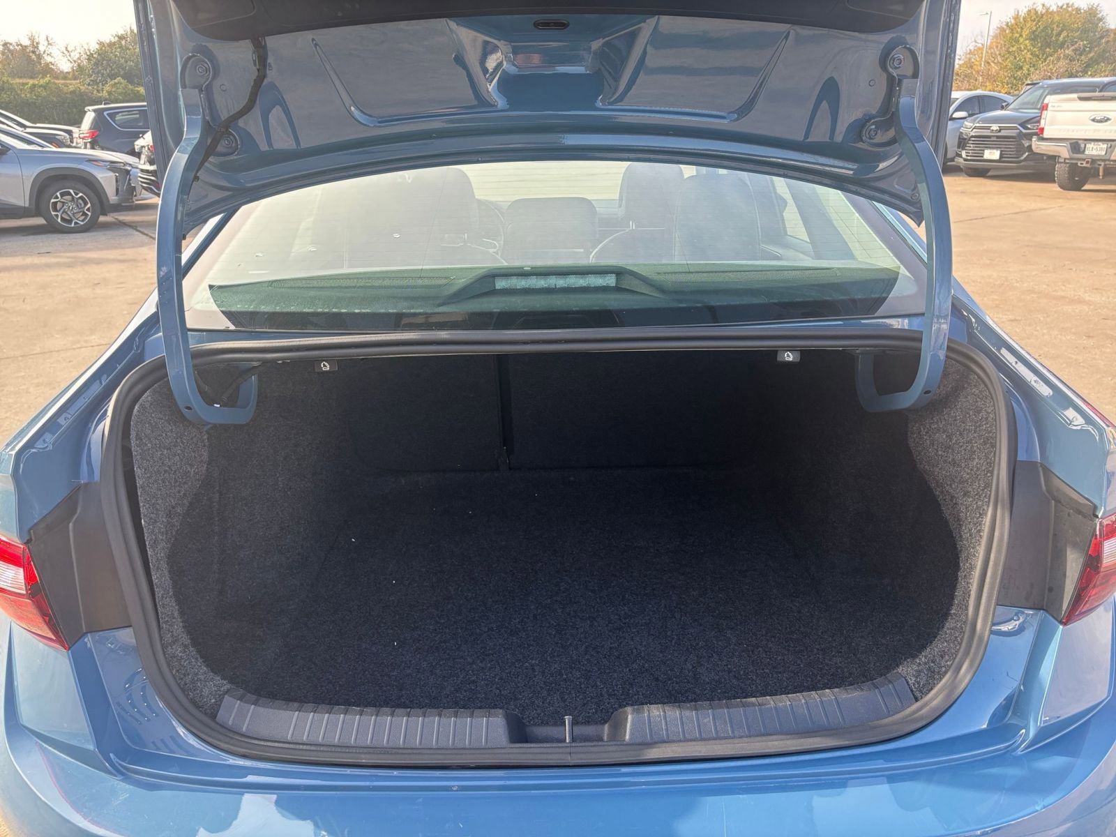 Thumbnail: 2025 Volkswagen Jetta - 30