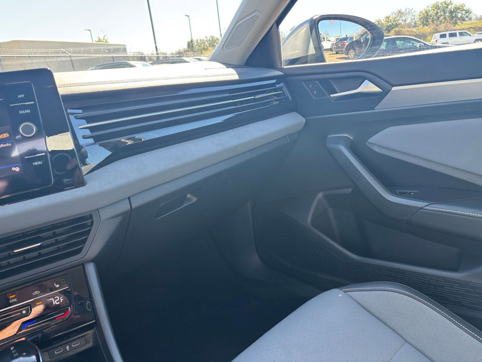 Thumbnail: 2025 Volkswagen Jetta - 35