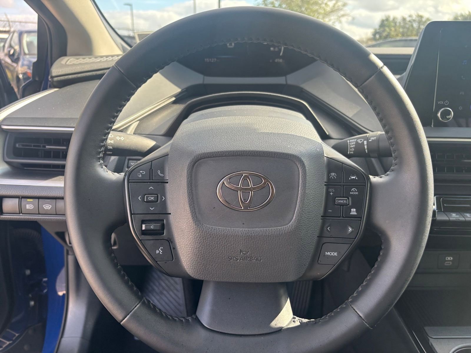 Thumbnail: 2025 Toyota Prius - 25