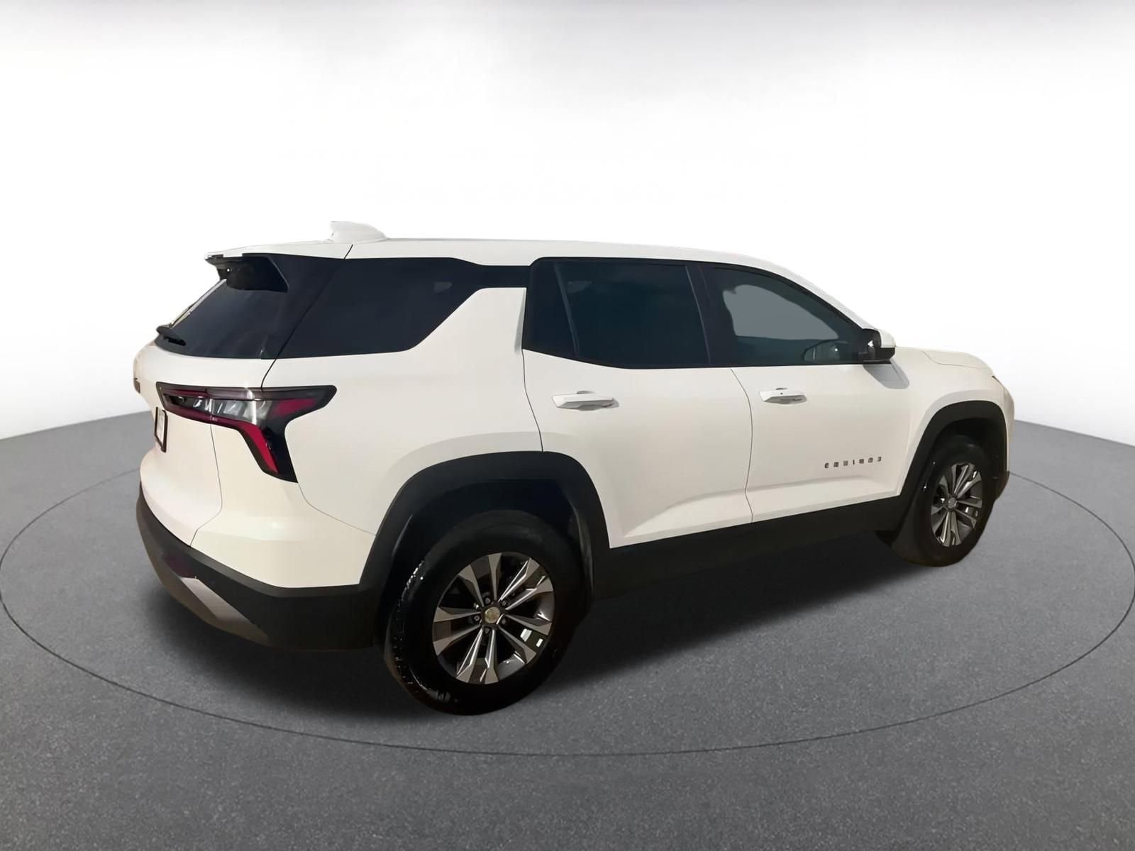 Thumbnail: 2025 Chevrolet Equinox - 15