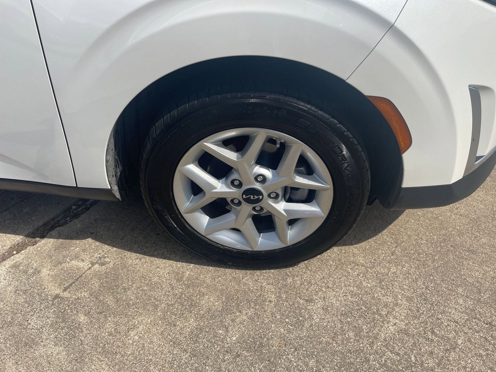 2024 Kia Soul LX 23