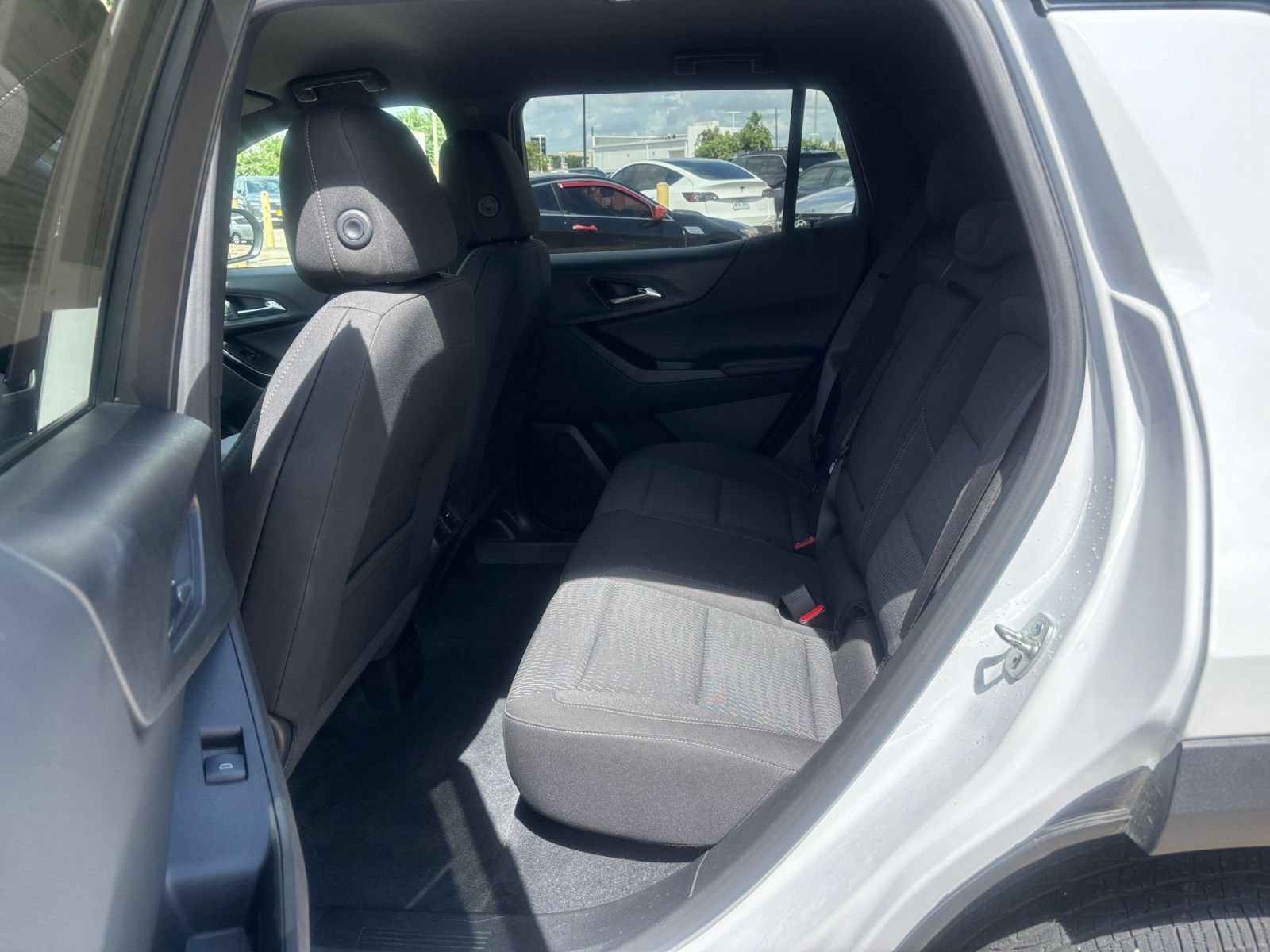 Thumbnail: 2025 Chevrolet Equinox - 25