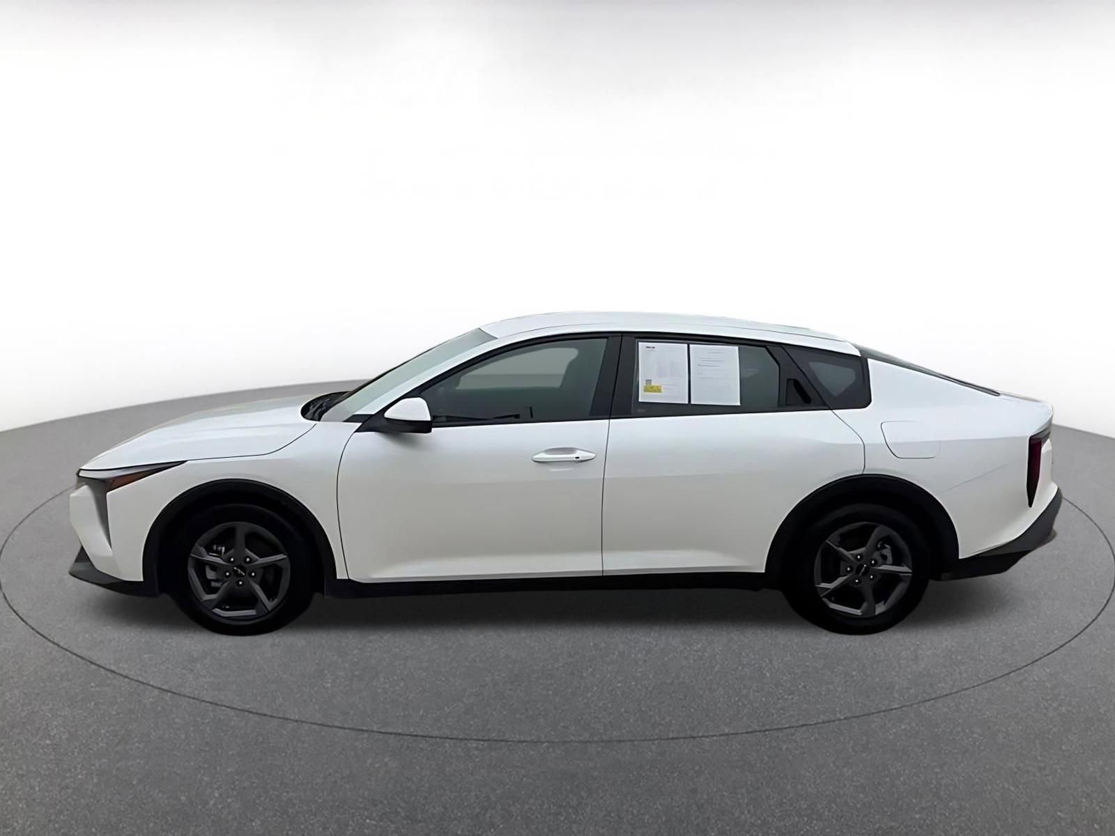 Thumbnail: 2025 Kia K4 - 10