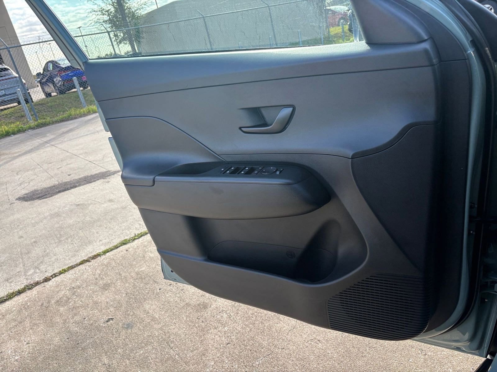 Thumbnail: 2025 Hyundai Kona - 18