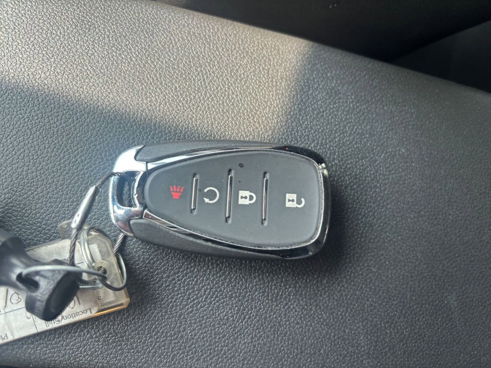 Thumbnail: 2025 Chevrolet Trax - 21