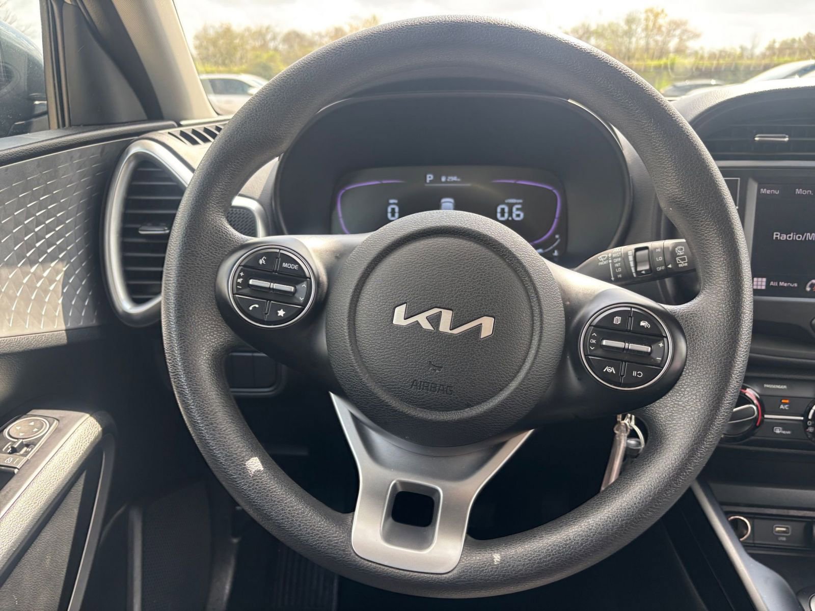 Thumbnail: 2025 Kia Soul - 25