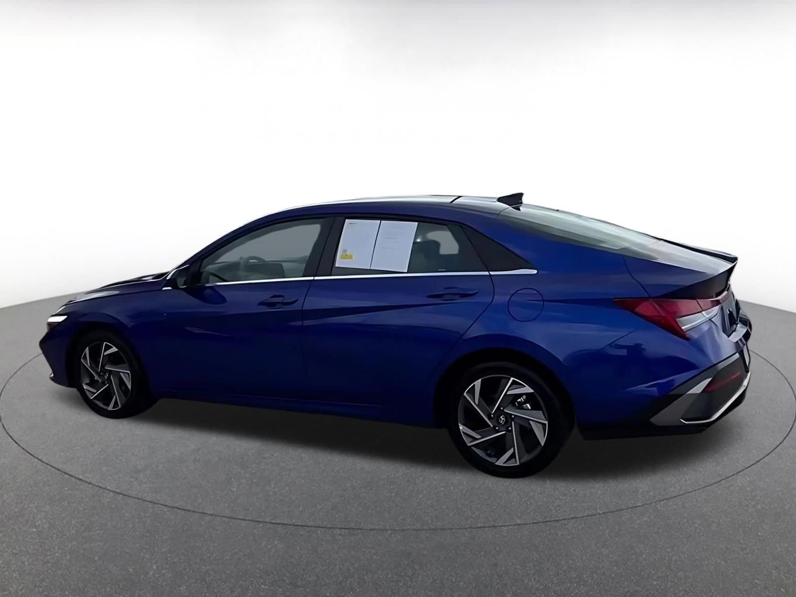 Thumbnail: 2025 Hyundai Elantra - 16