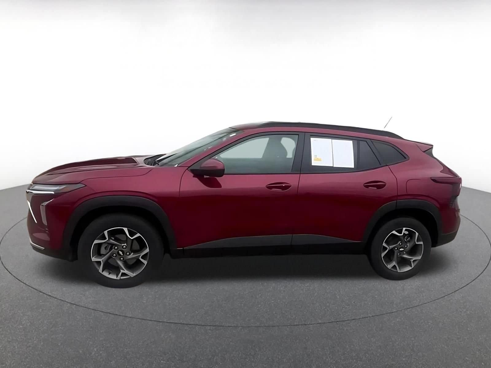 Thumbnail: 2025 Chevrolet Trax - 9