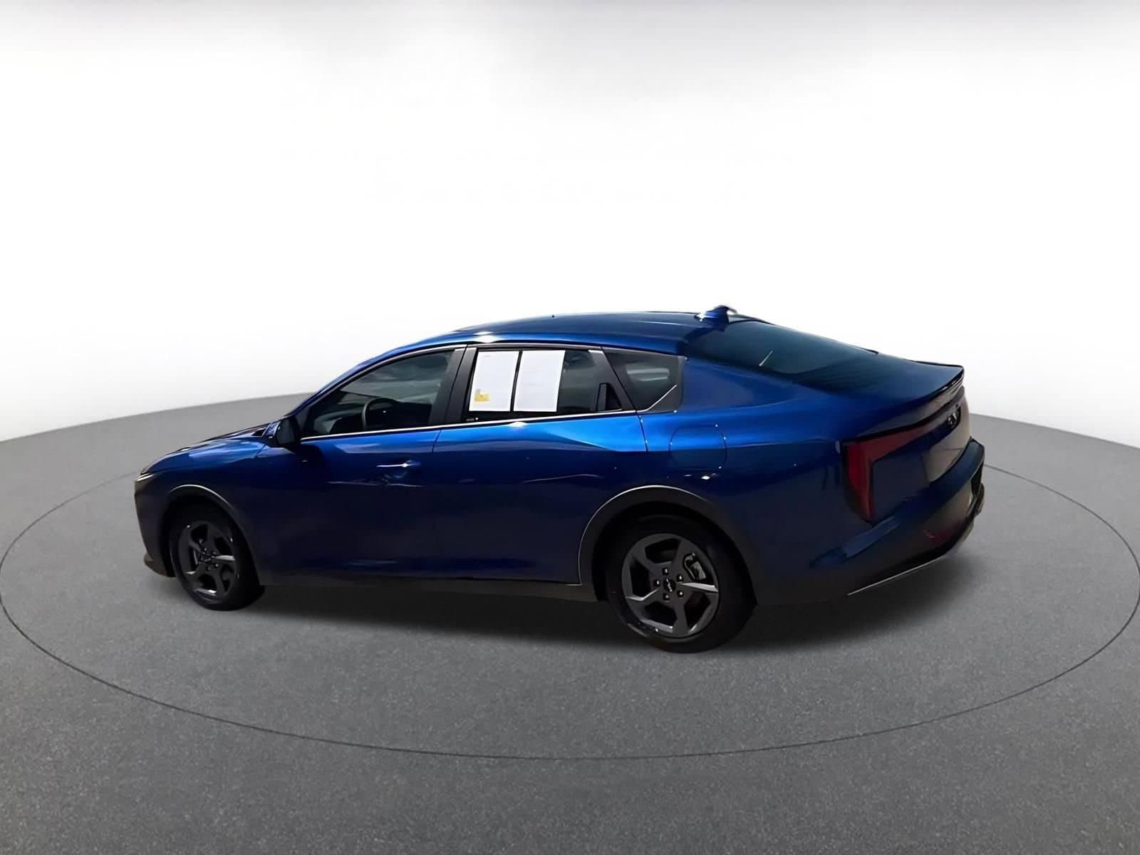 Thumbnail: 2025 Kia K4 - 8