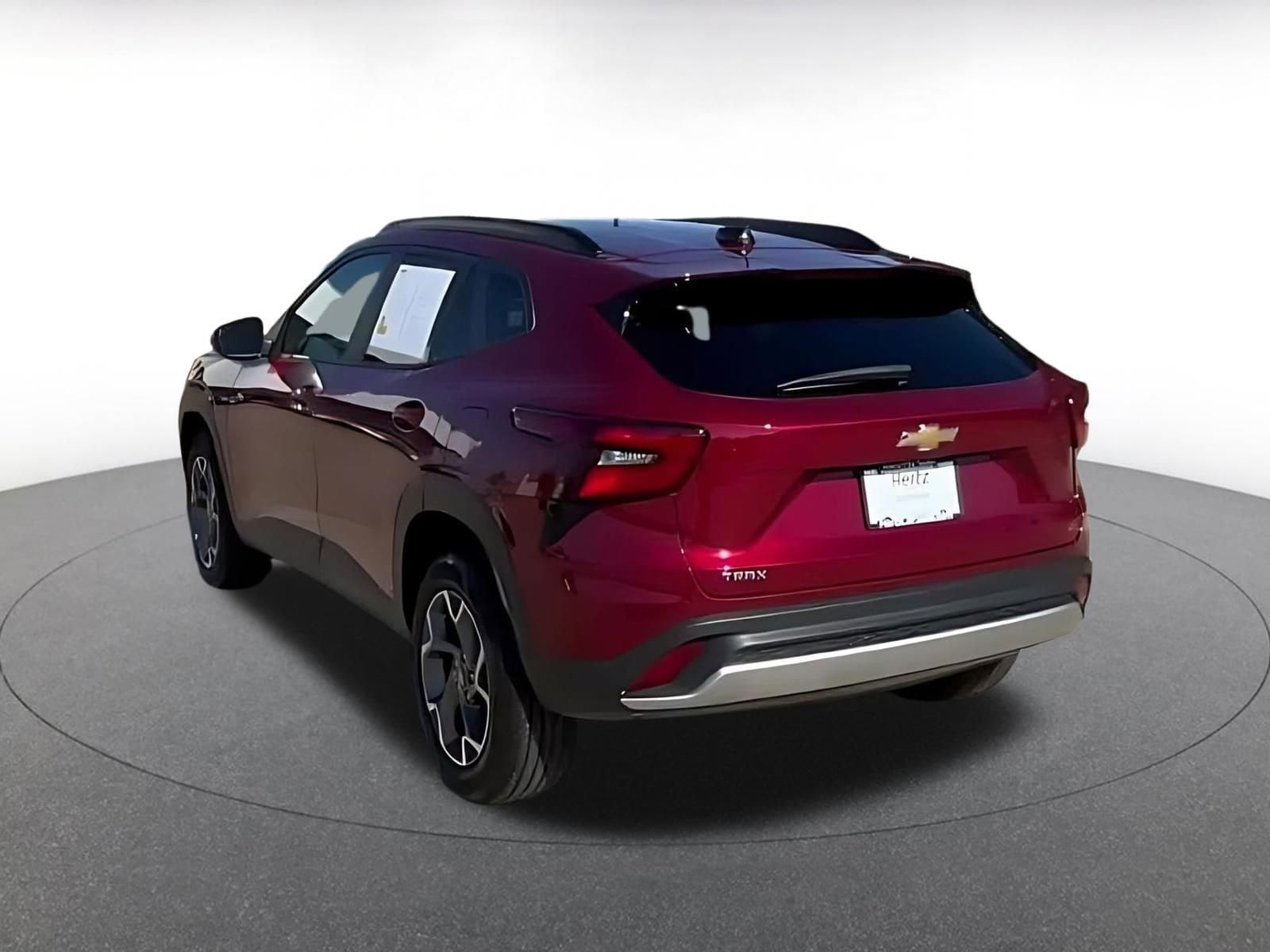 Thumbnail: 2025 Chevrolet Trax - 14