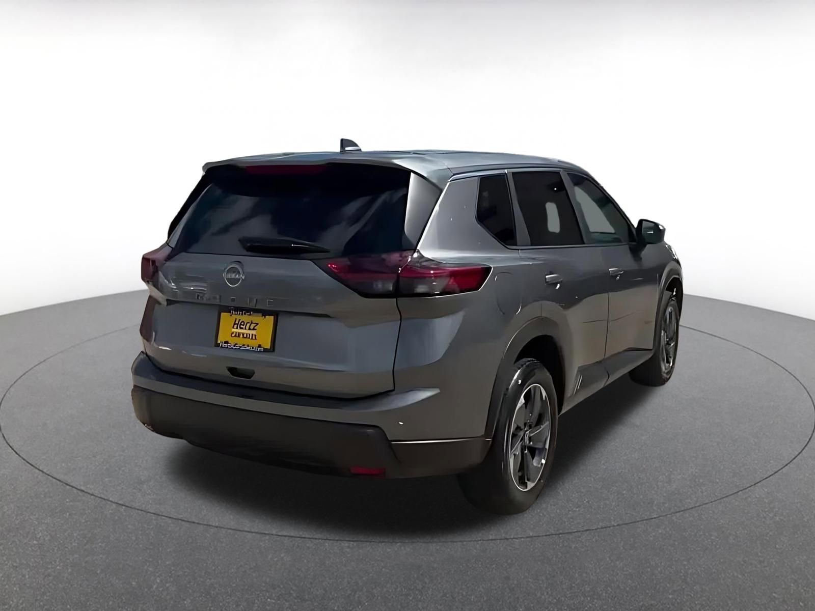 Thumbnail: 2025 Nissan Rogue - 15