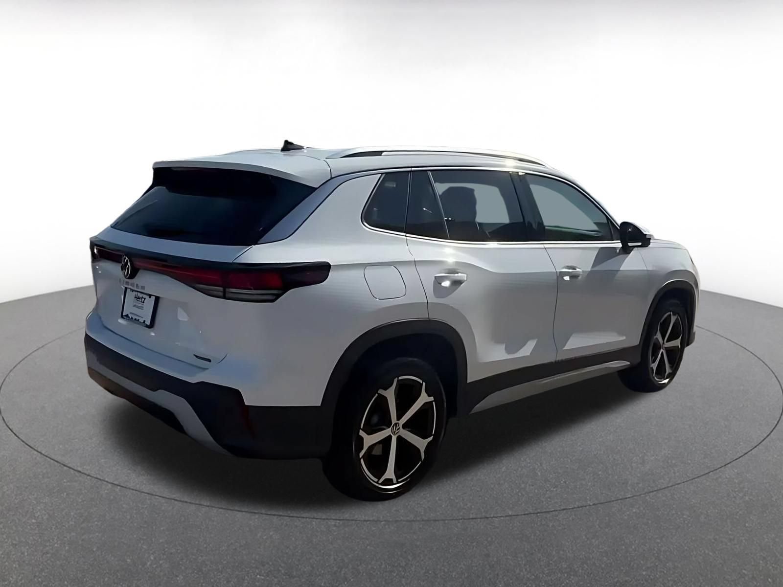 Thumbnail: 2026 Volkswagen Tiguan - 11