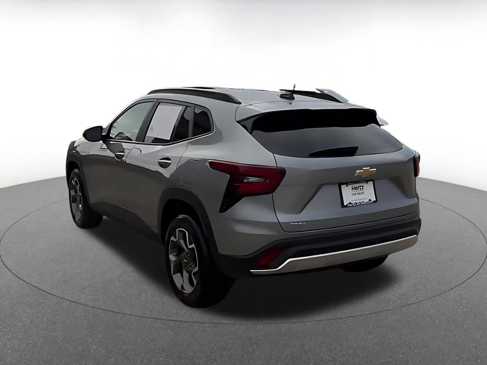 Thumbnail: 2025 Chevrolet Trax - 11