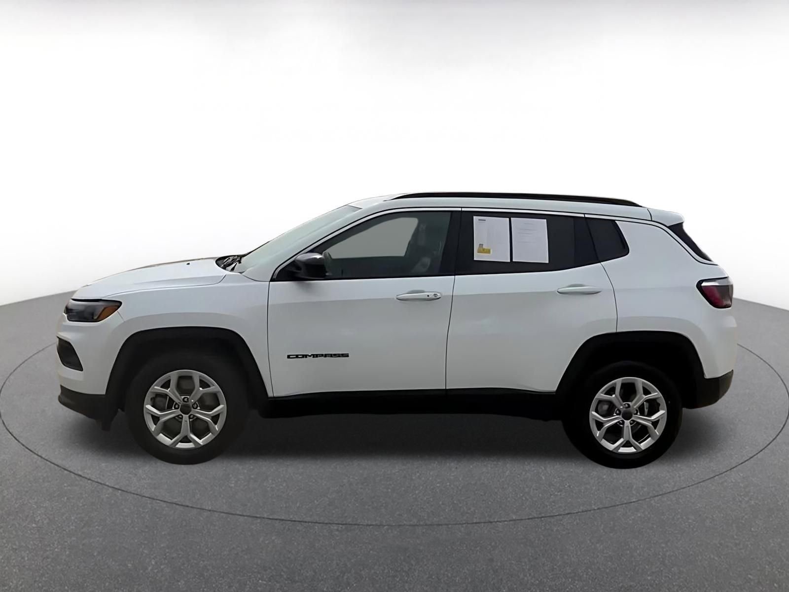 Thumbnail: 2025 Jeep Compass - 11