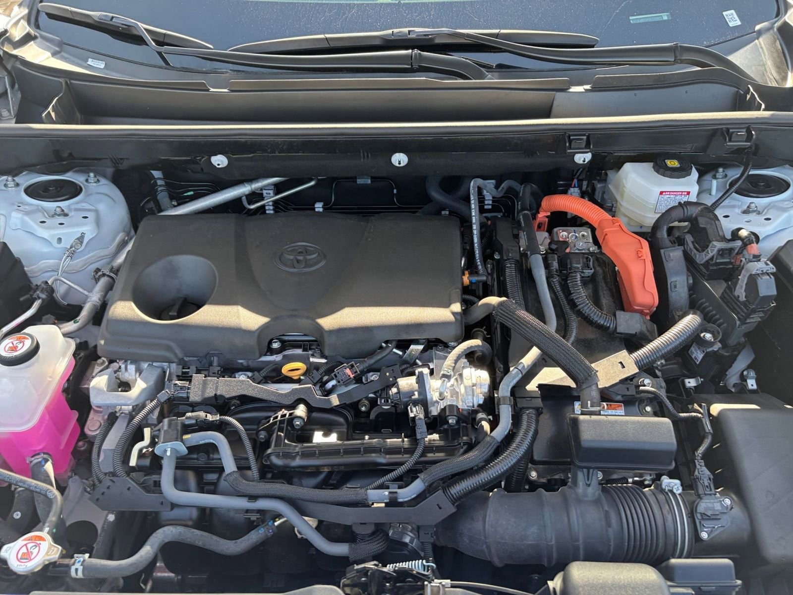 Thumbnail: 2025 Toyota RAV4 - 31