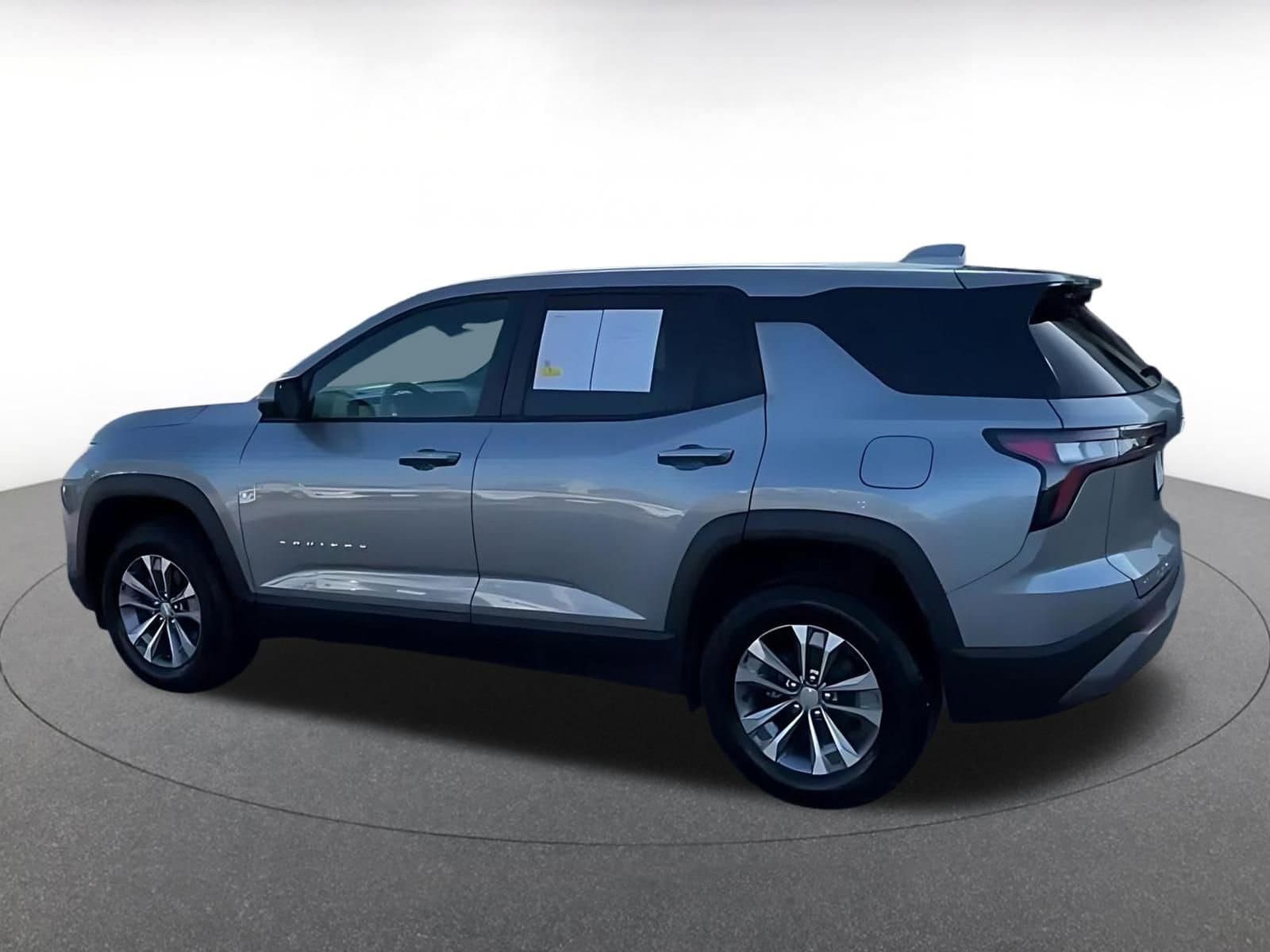 Thumbnail: 2025 Chevrolet Equinox - 10