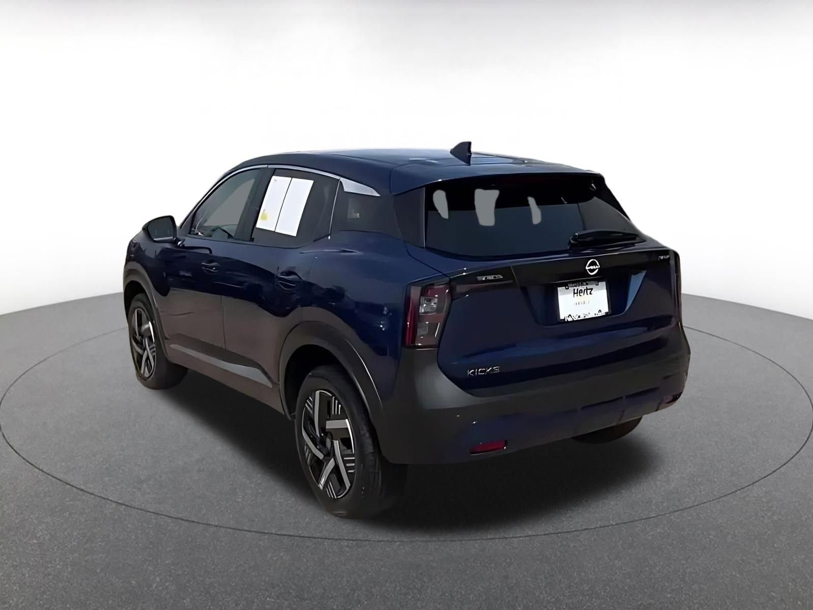Thumbnail: 2025 Nissan Kicks - 11
