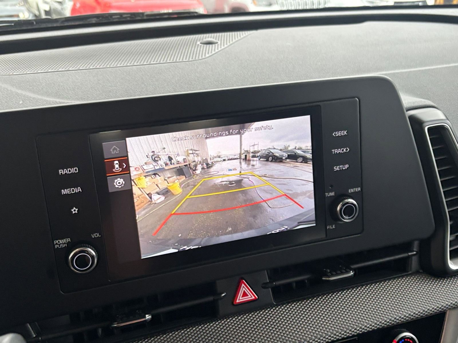 Thumbnail: 2025 Kia Sportage - 23