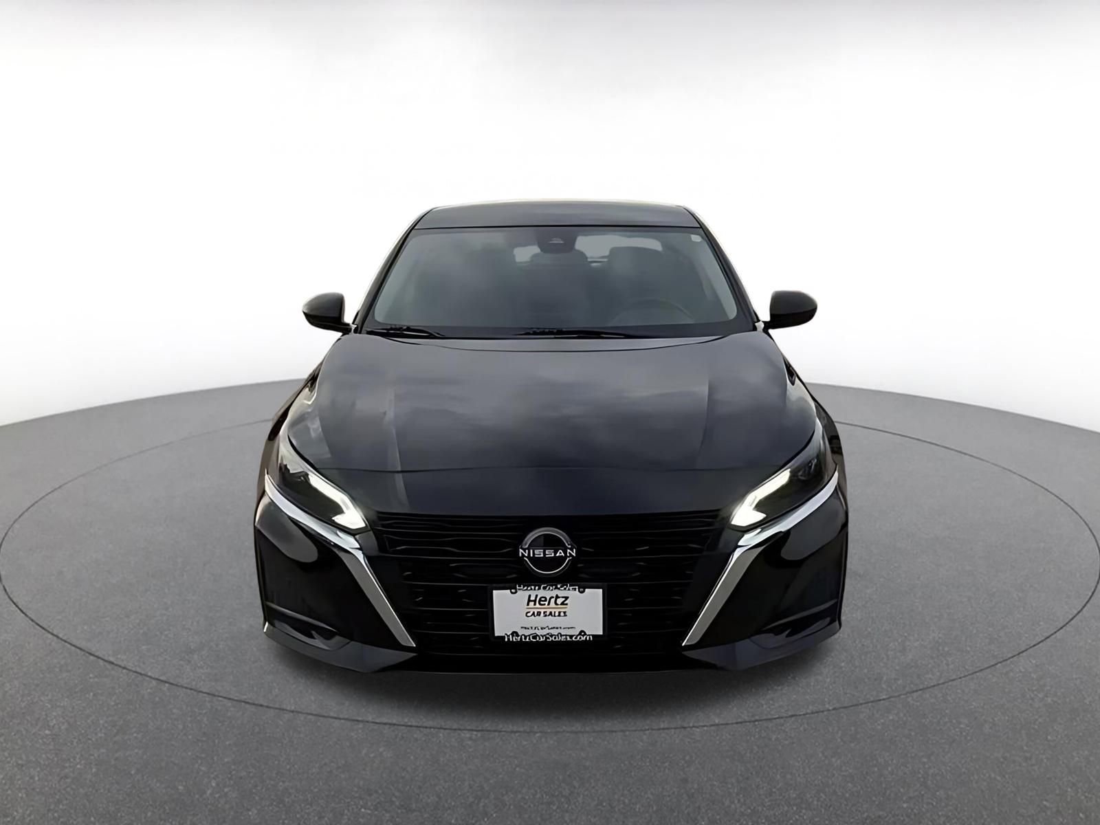 Thumbnail: 2025 Nissan Altima - 4