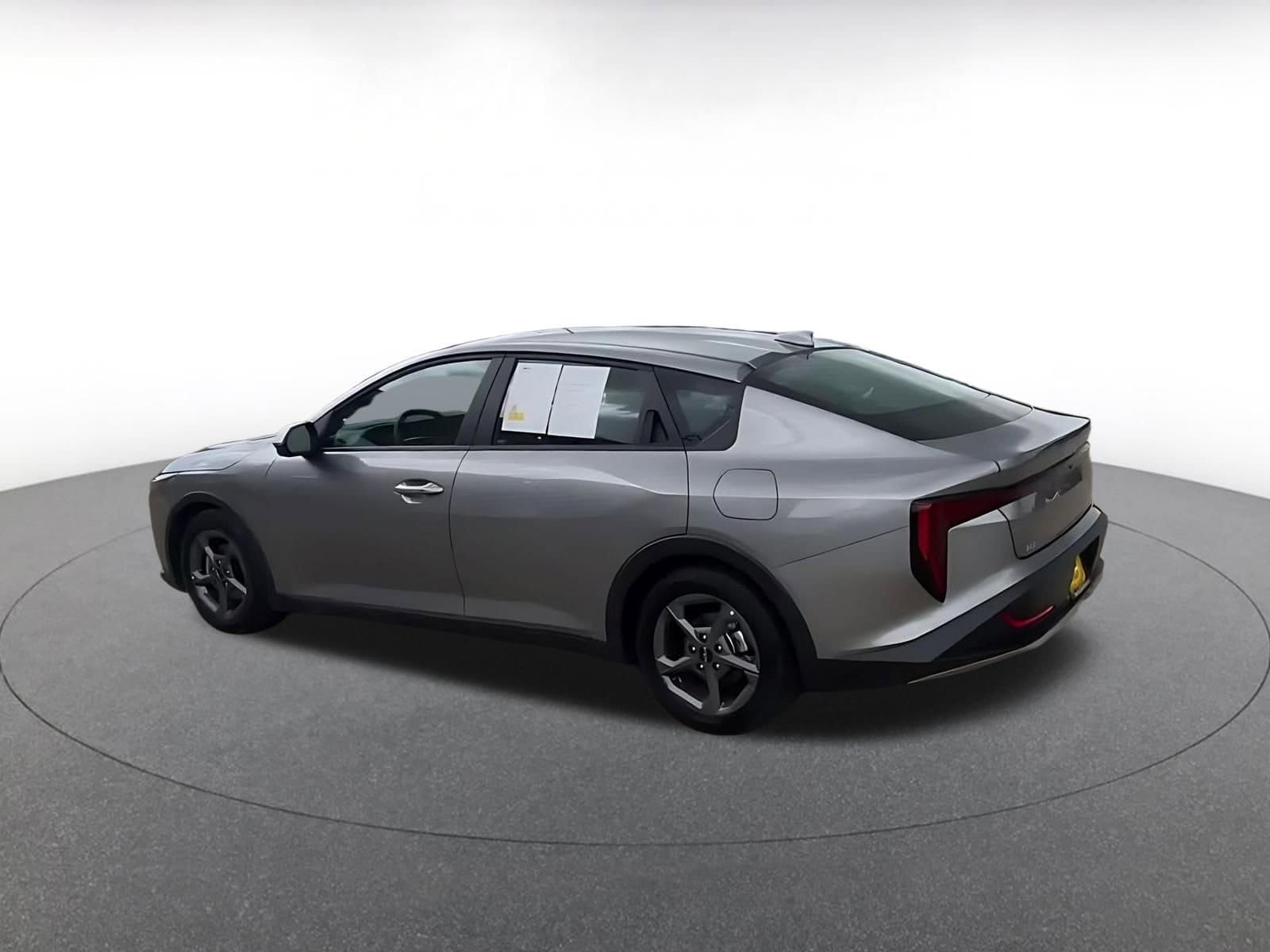 Thumbnail: 2025 Kia K4 - 9