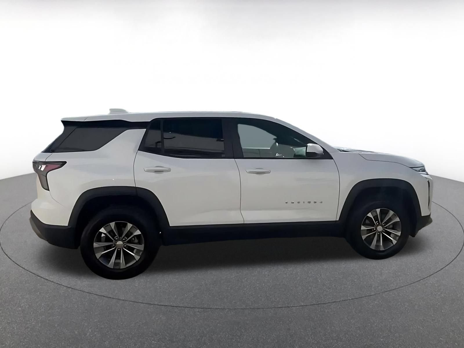 Thumbnail: 2025 Chevrolet Equinox - 16