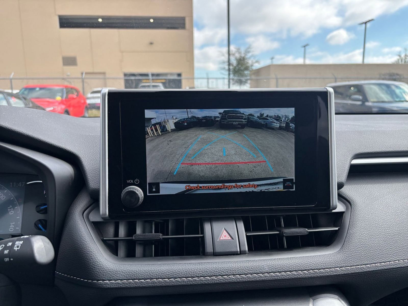 Thumbnail: 2025 Toyota RAV4 - 22