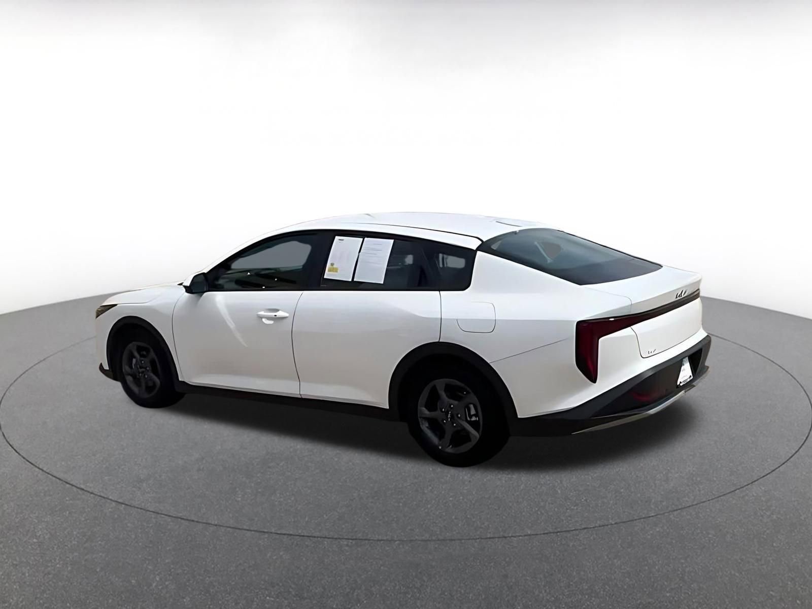Thumbnail: 2025 Kia K4 - 11