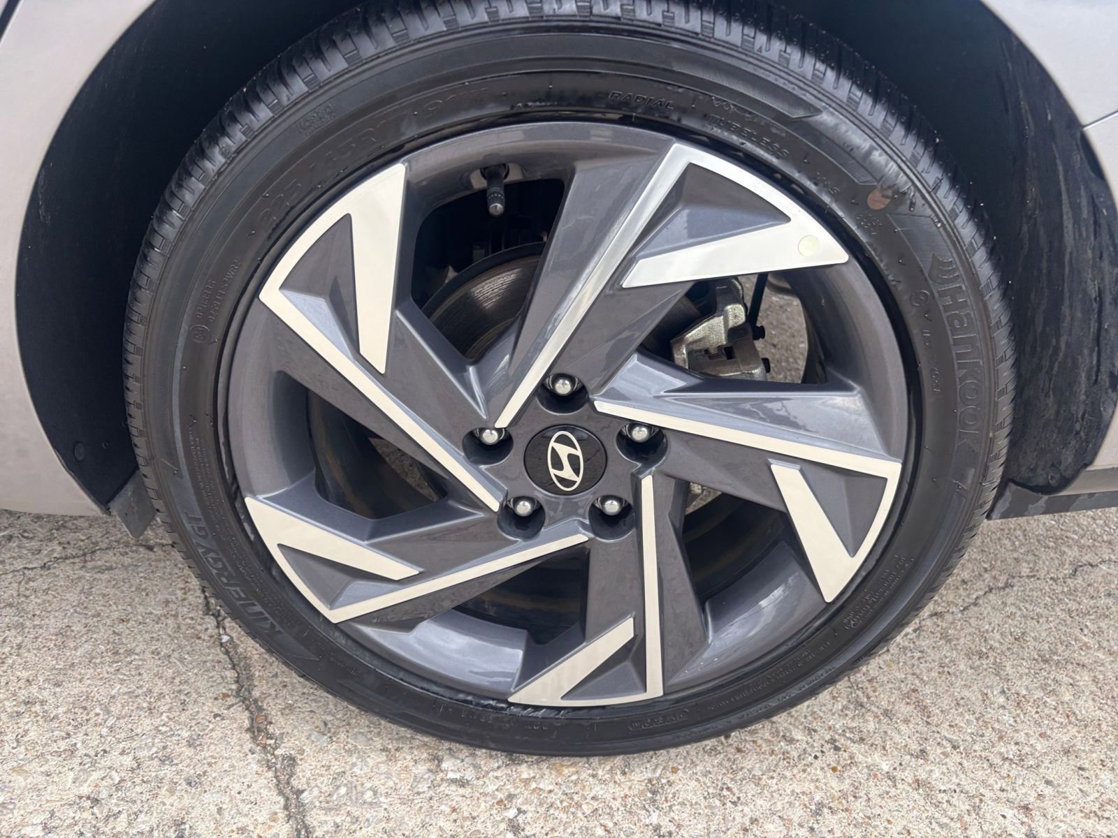 Thumbnail: 2025 Hyundai Elantra - 29