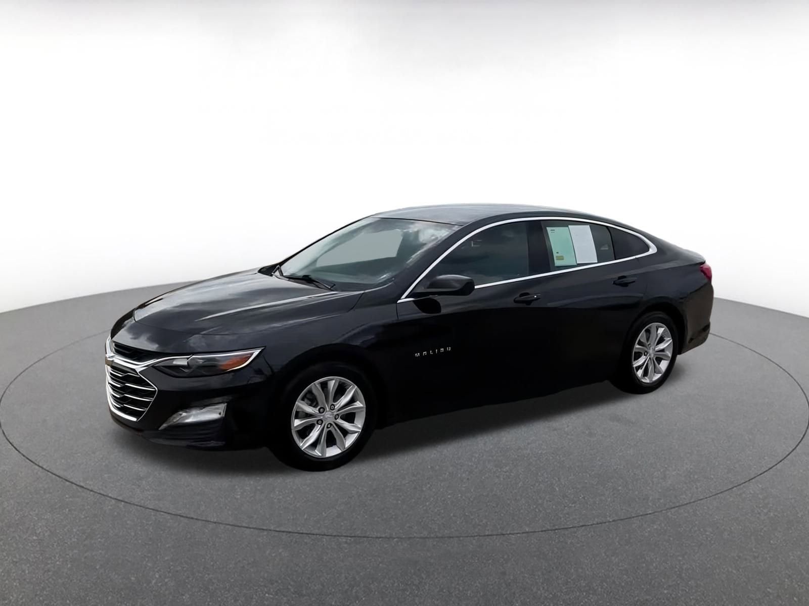 Thumbnail: 2023 Chevrolet Malibu - 8