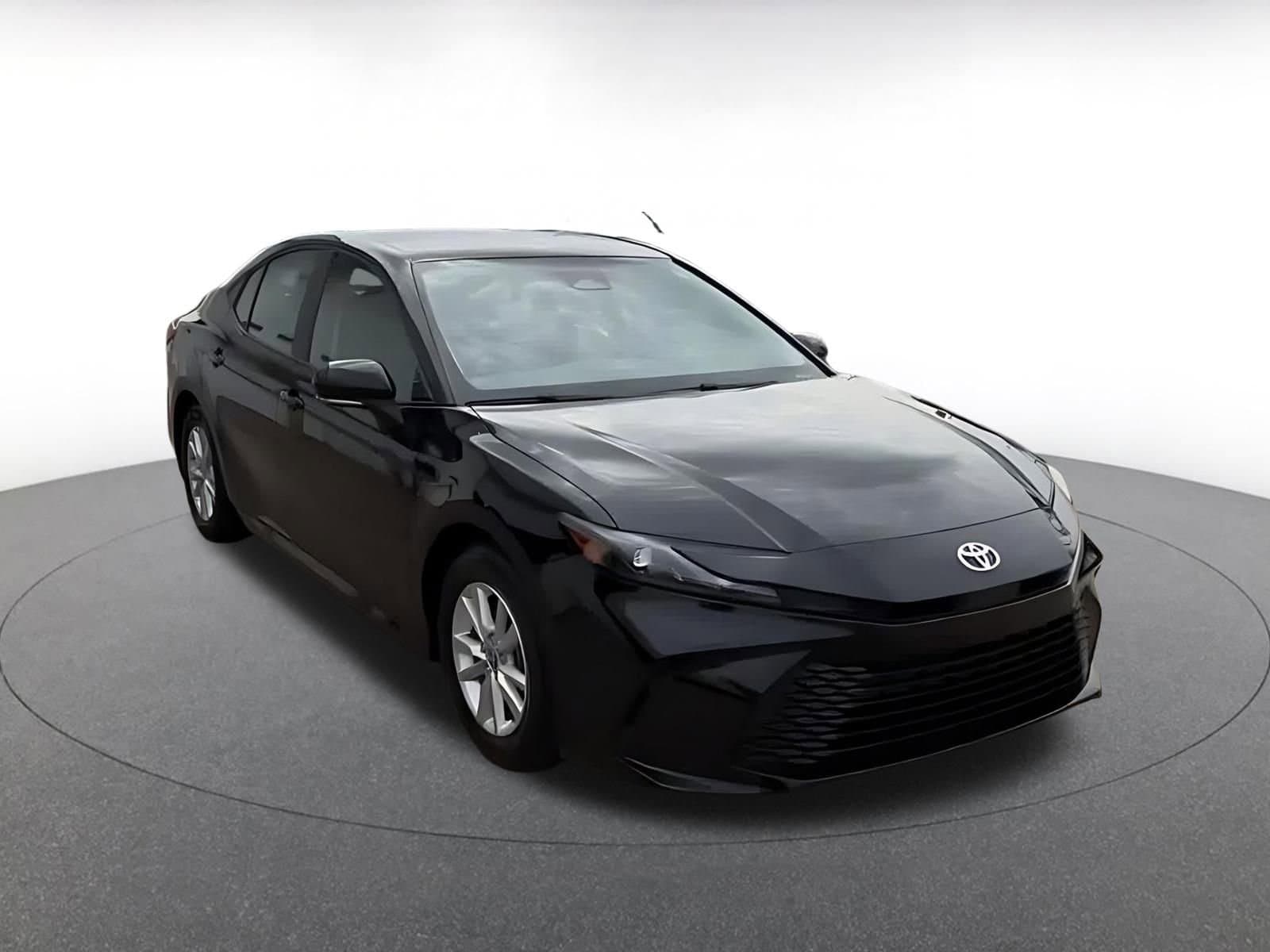 Thumbnail: 2025 Toyota Camry - 3