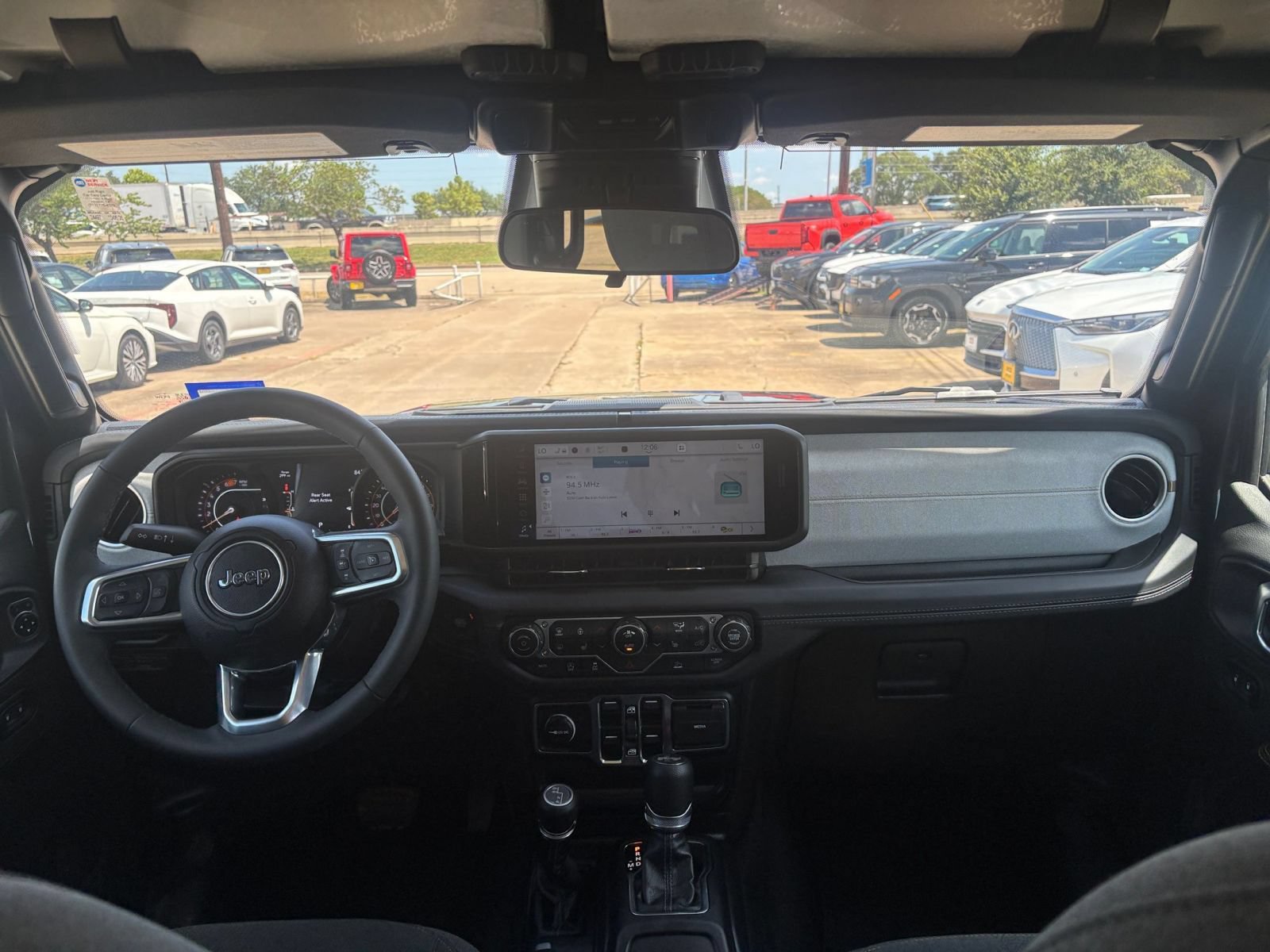 Thumbnail: 2025 Jeep Wrangler - 33