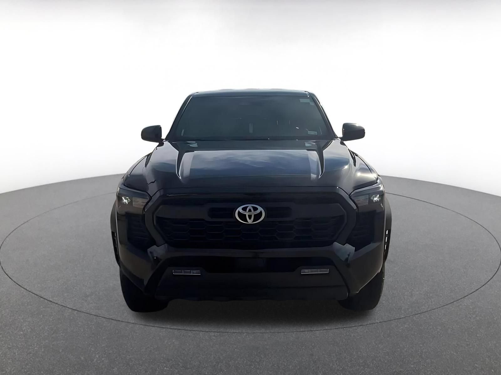 Thumbnail: 2025 Toyota Tacoma - 4