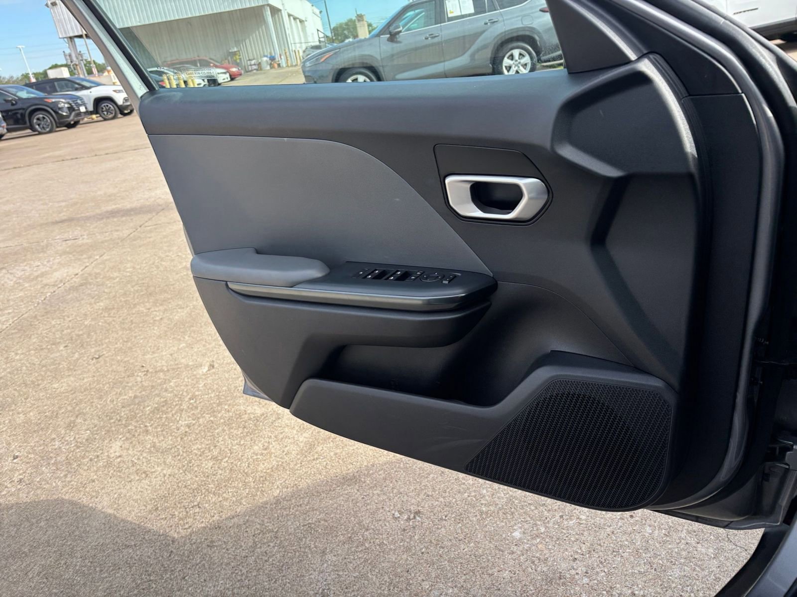 Thumbnail: 2025 Kia K4 - 18