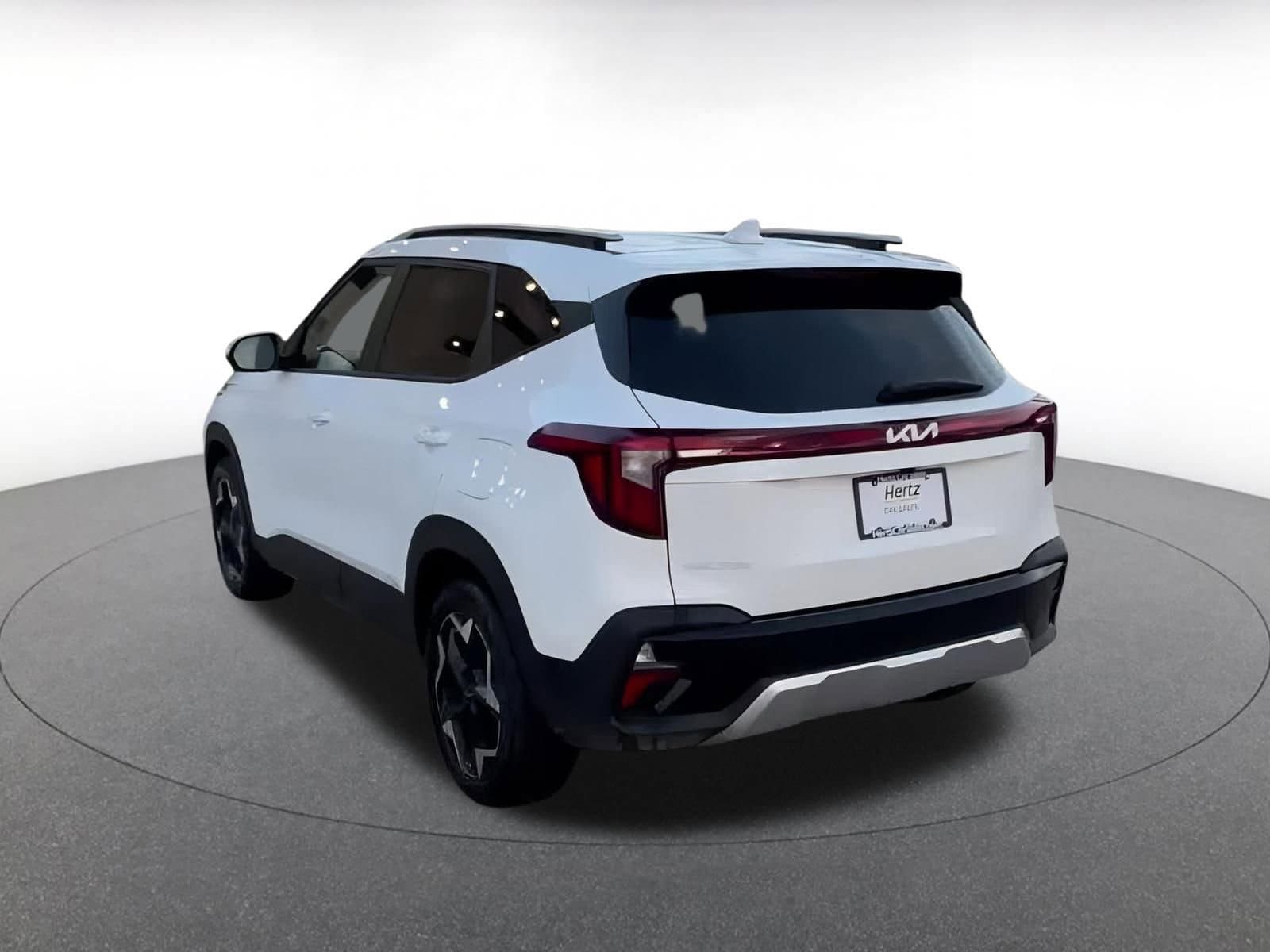 Thumbnail: 2025 Kia Seltos - 11