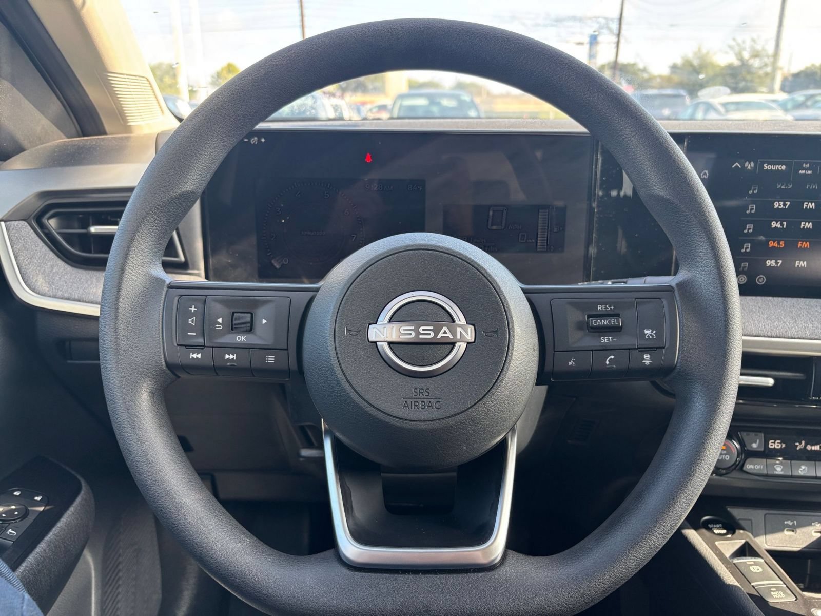 Thumbnail: 2026 Nissan Kicks - 26
