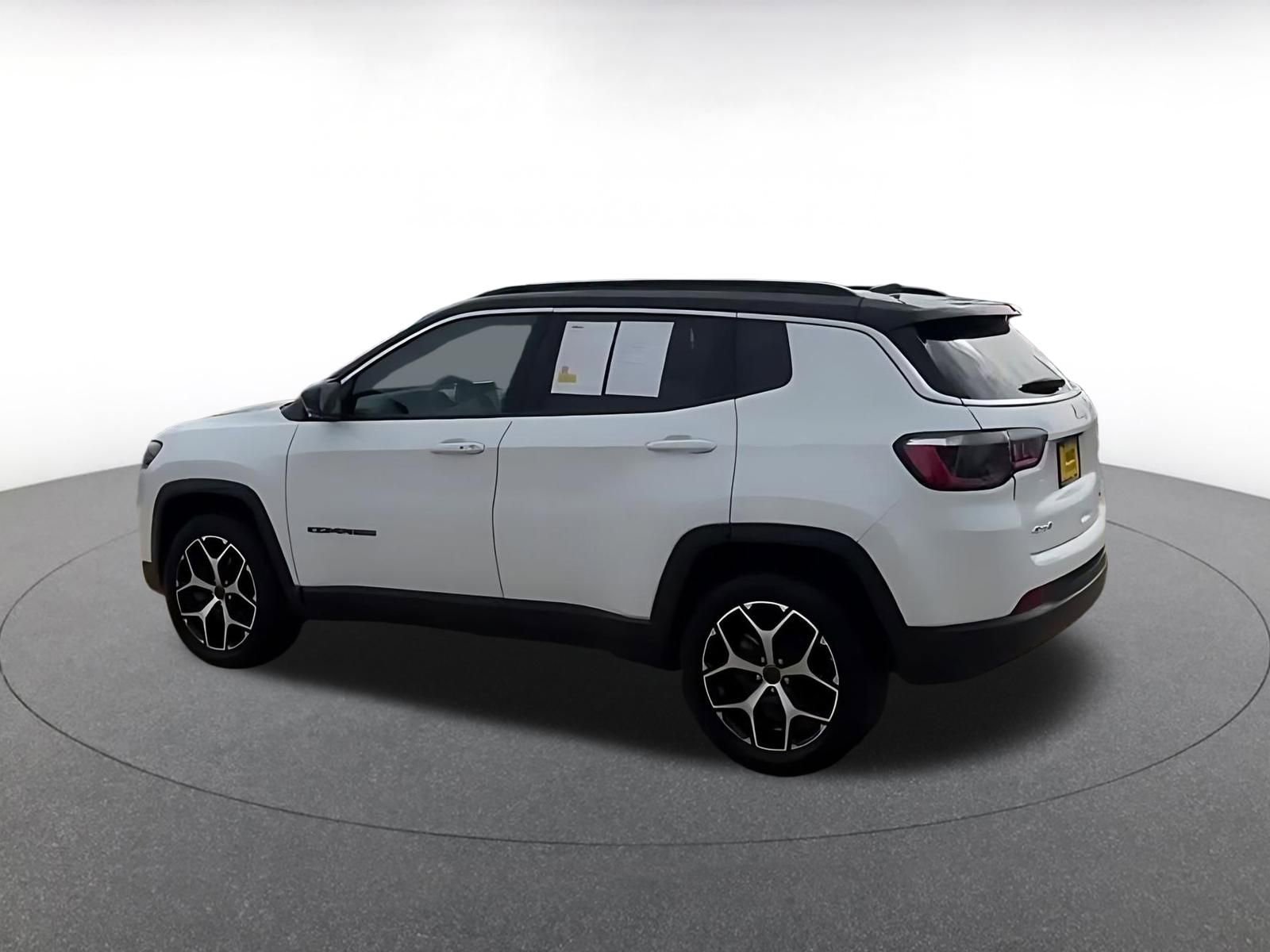Thumbnail: 2025 Jeep Compass - 10