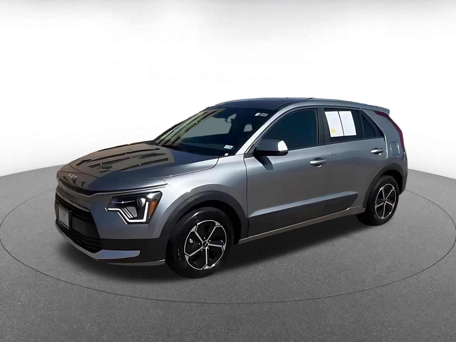 Thumbnail: 2026 Kia Niro - 8
