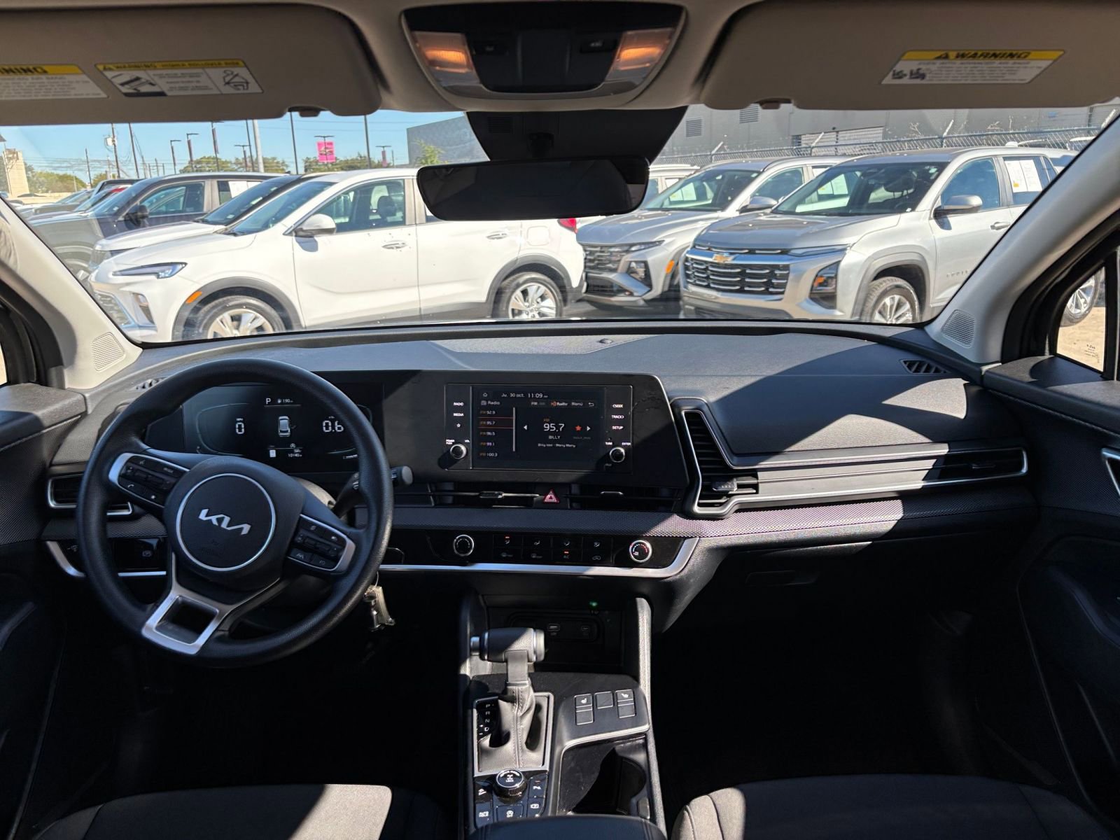 Thumbnail: 2025 Kia Sportage - 32