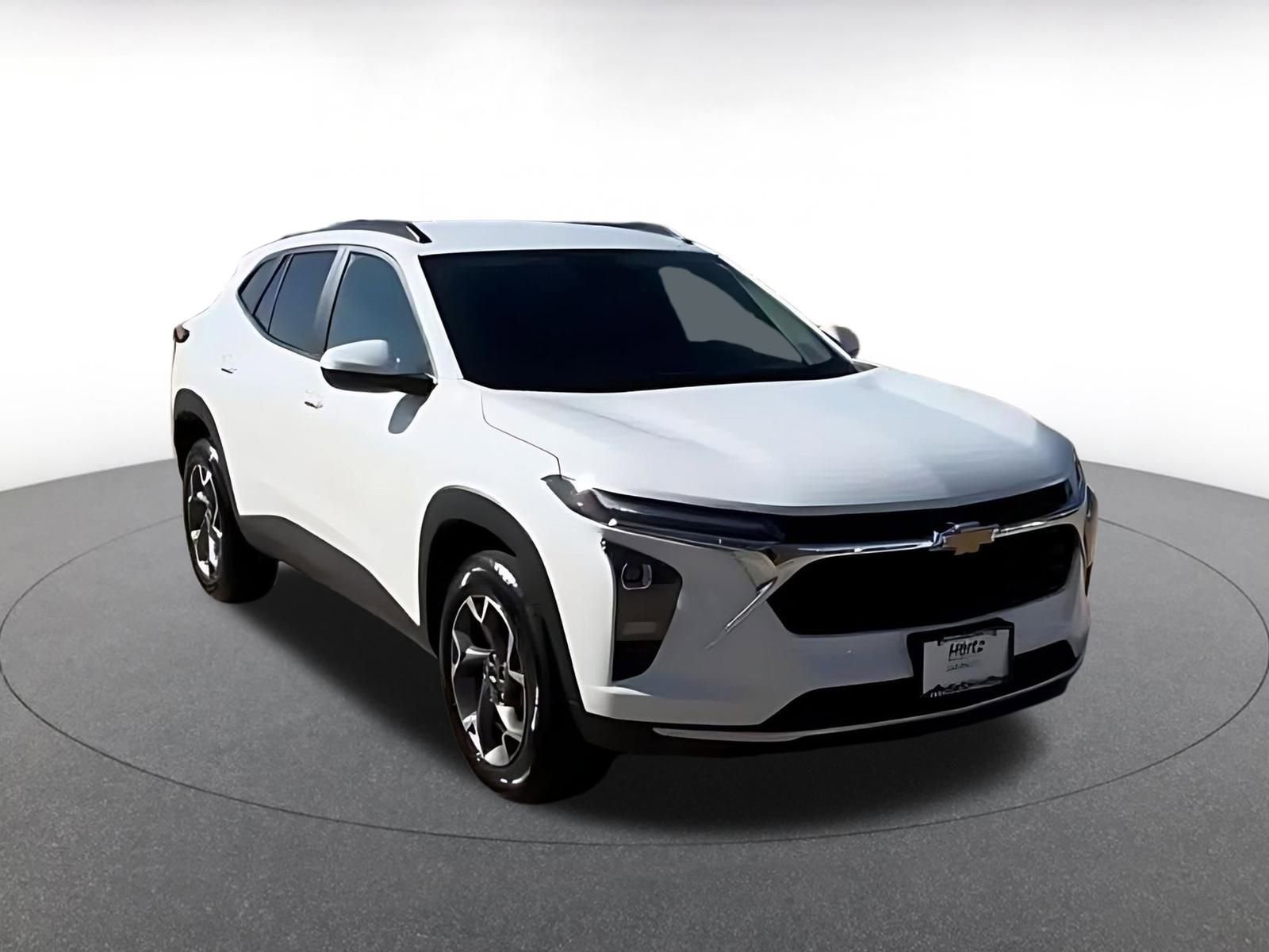 Thumbnail: 2025 Chevrolet Trax - 3