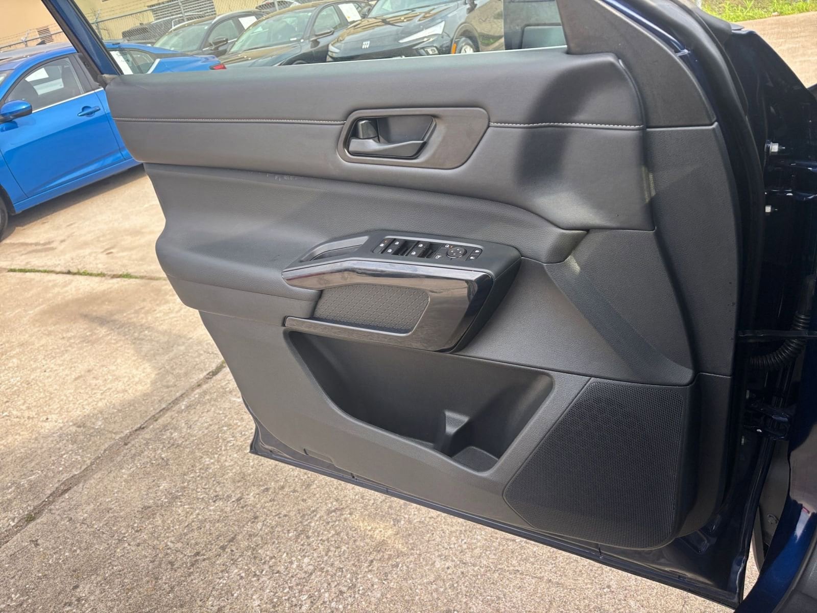 Thumbnail: 2025 Nissan Pathfinder - 21