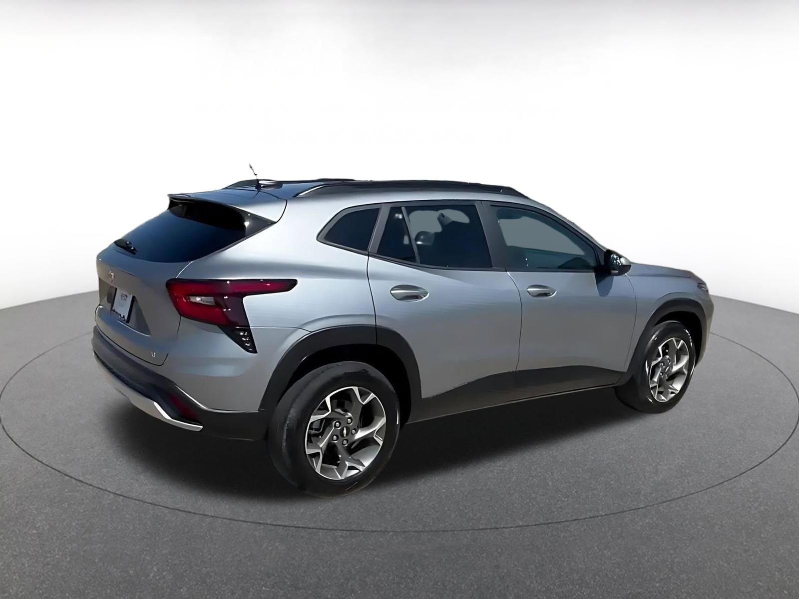 Thumbnail: 2025 Chevrolet Trax - 15