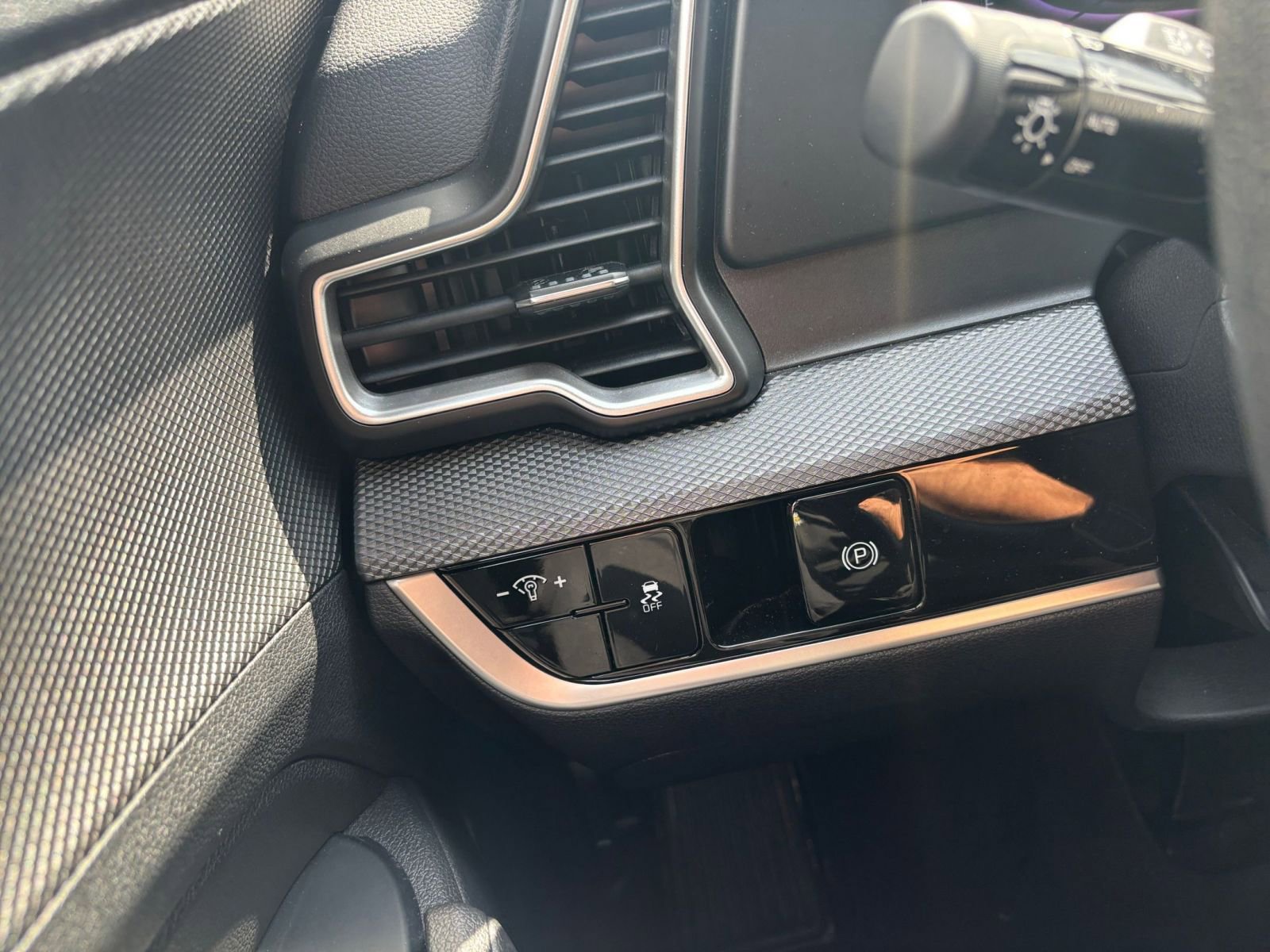 Thumbnail: 2025 Kia Sportage - 33