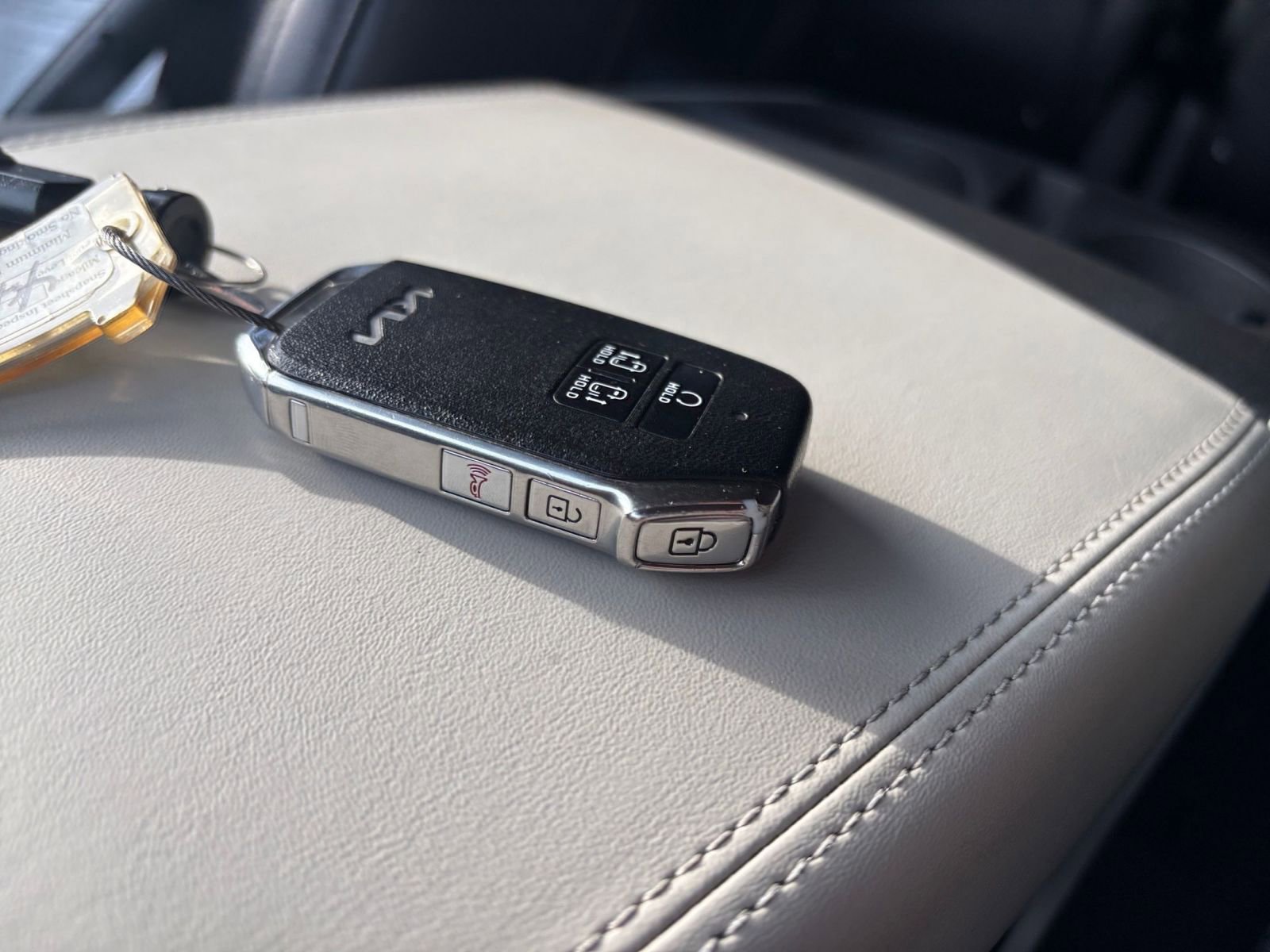 Thumbnail: 2024 Kia Carnival - 23