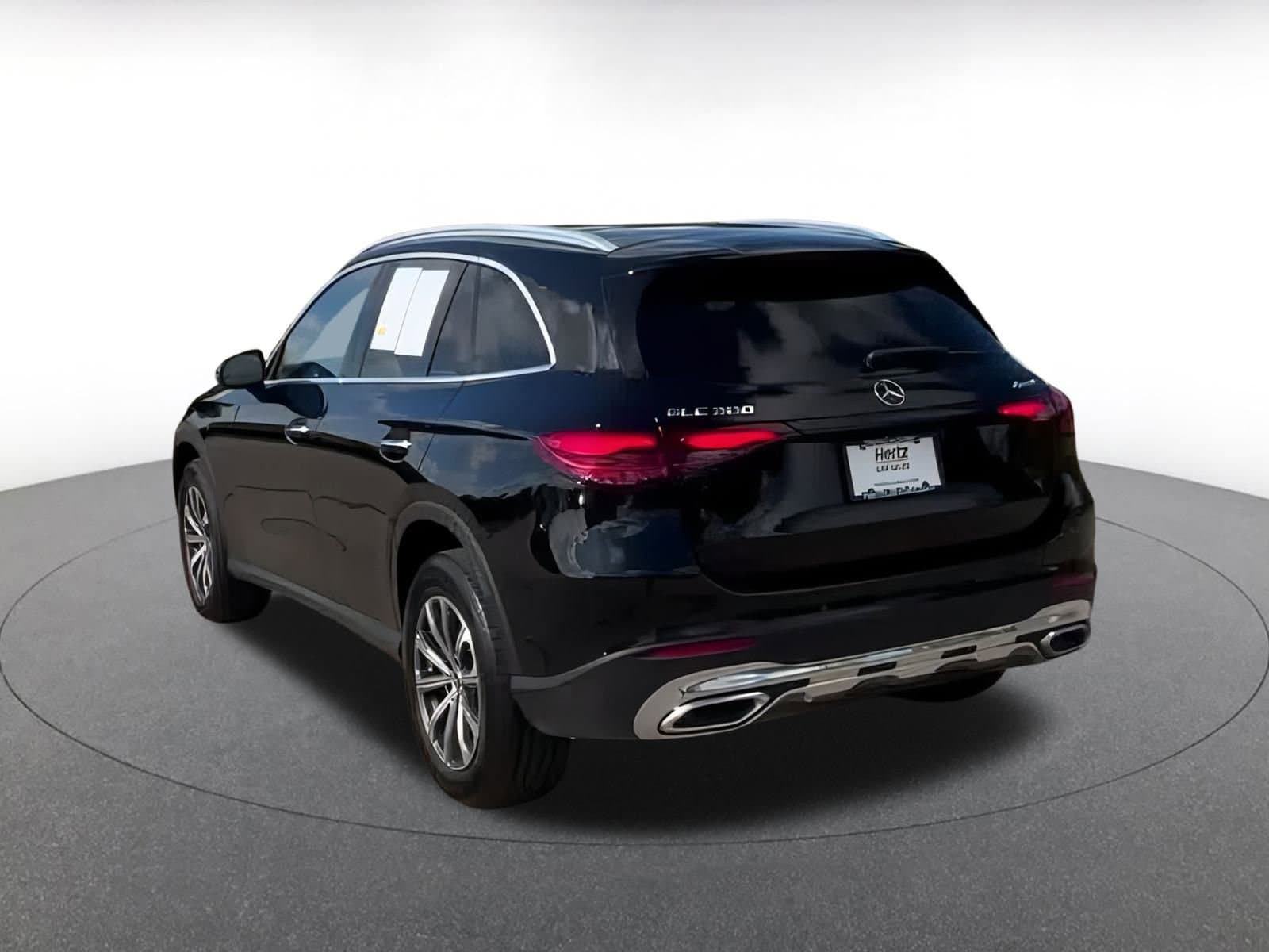 Thumbnail: 2024 Mercedes-Benz GLC - 9