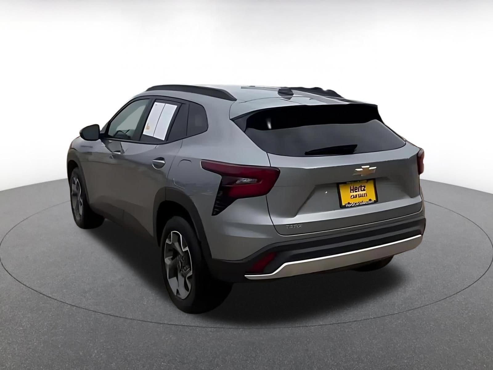 Thumbnail: 2025 Chevrolet Trax - 14