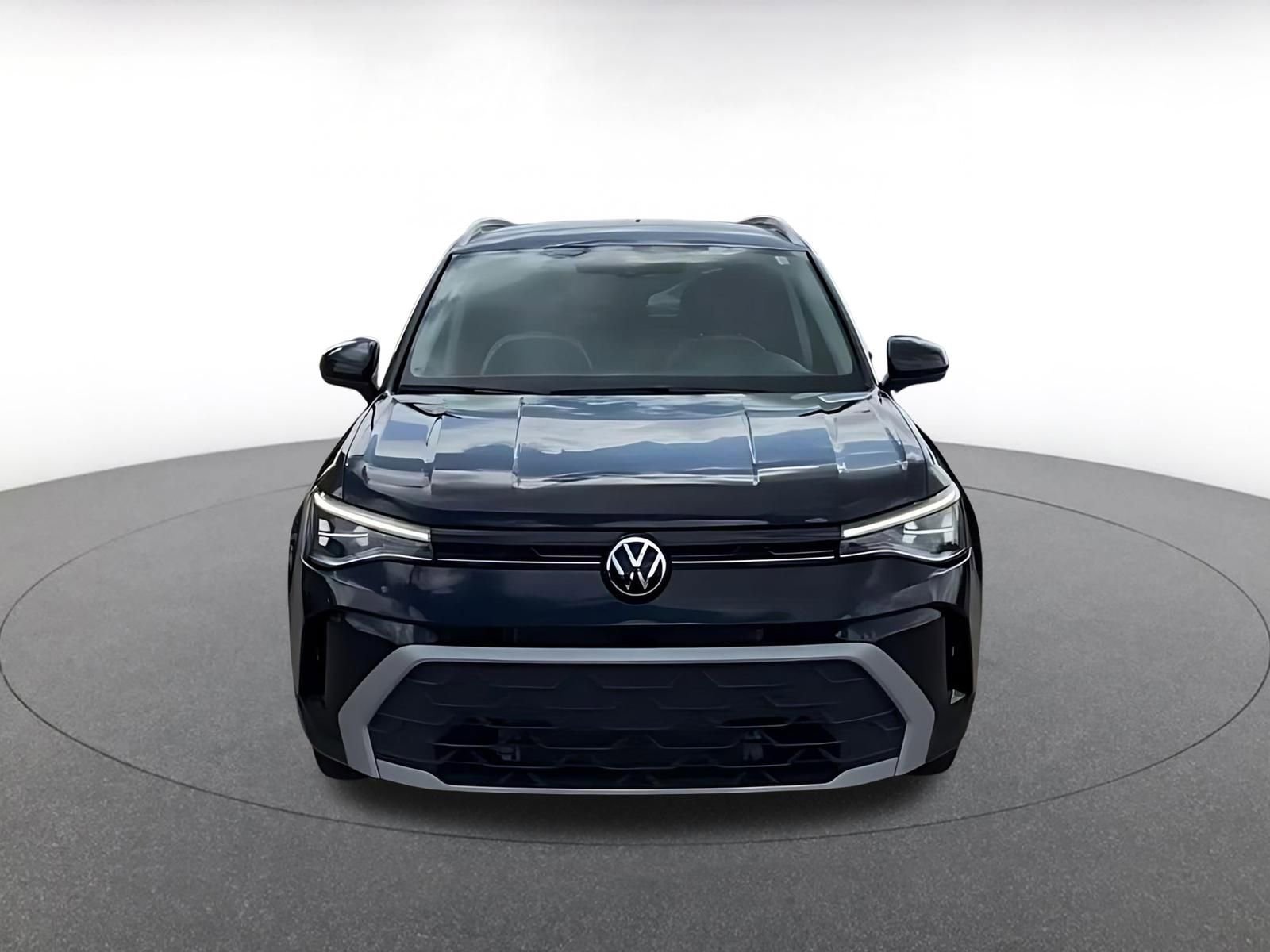 Thumbnail: 2025 Volkswagen Taos - 4